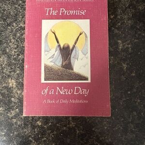 The Promise of a New Day - Daily Meditations (Pink Cover)